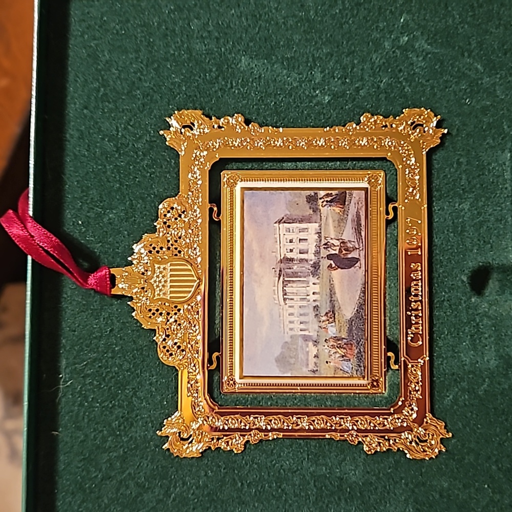 White House historical association ornament